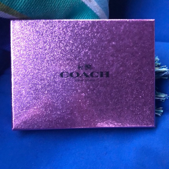 Coach authentic wristlet - Picture 5 of 5